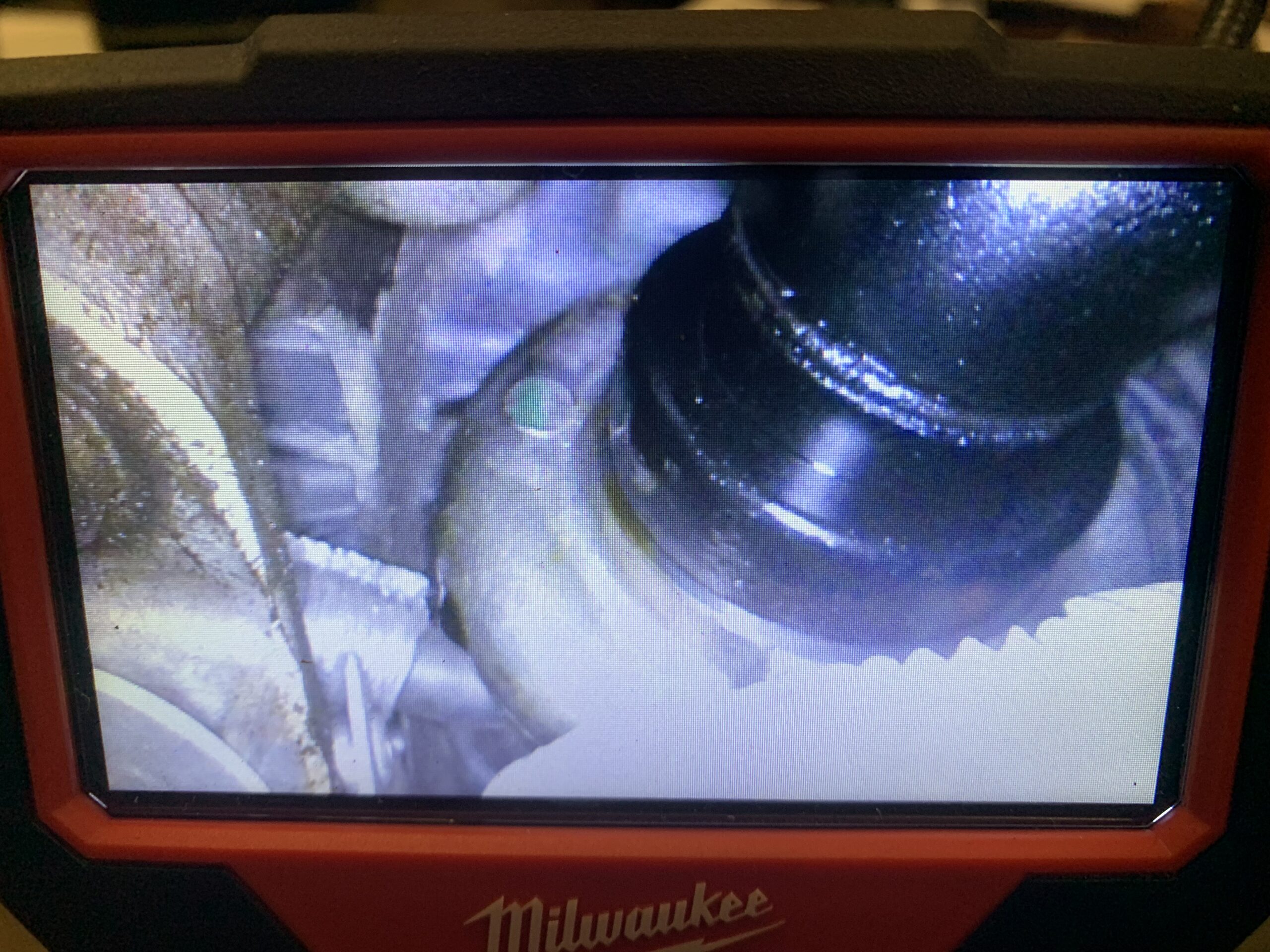 bmw-335cic-oil-leak-borescope